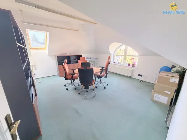 Pronájem kanceláře, Praha - Kunratice, Vídeňská, 390 m2