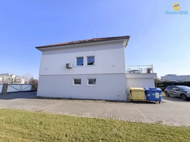 Pronájem kanceláře, Praha - Kunratice, Vídeňská, 390 m2