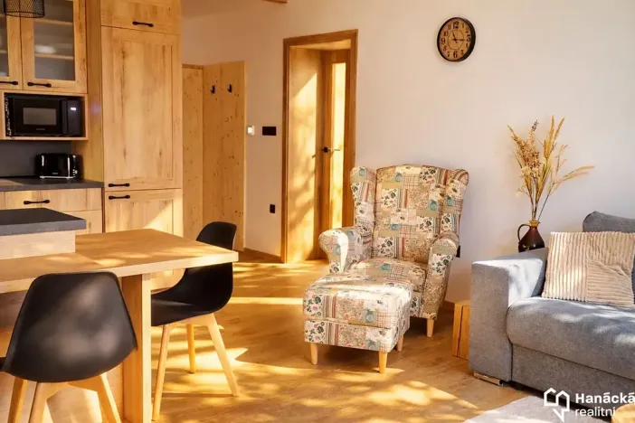 Prodej chaty, Lipová-lázně, 976 m2