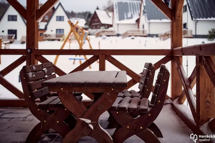 Prodej chaty, Lipová-lázně, 976 m2