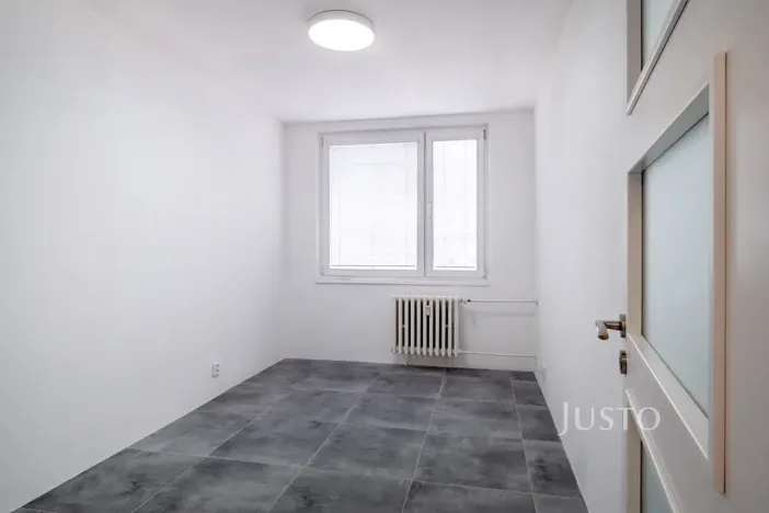 Pronájem bytu 2+kk, Praha - Komořany, Na Komořsku, 43 m2
