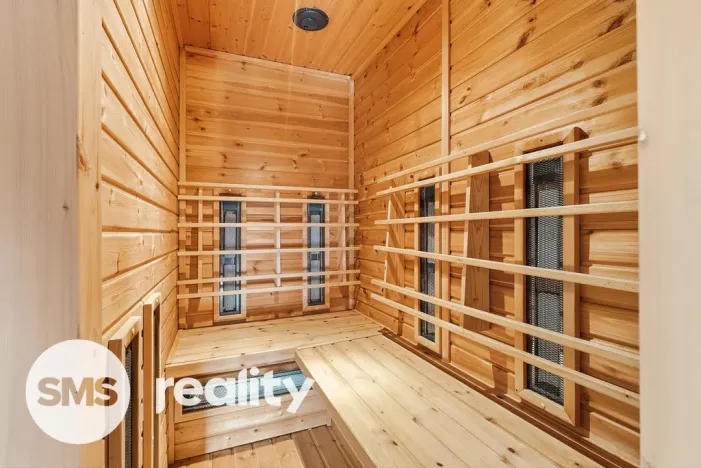 Prodej apartmánu, Štítary, 327 m2