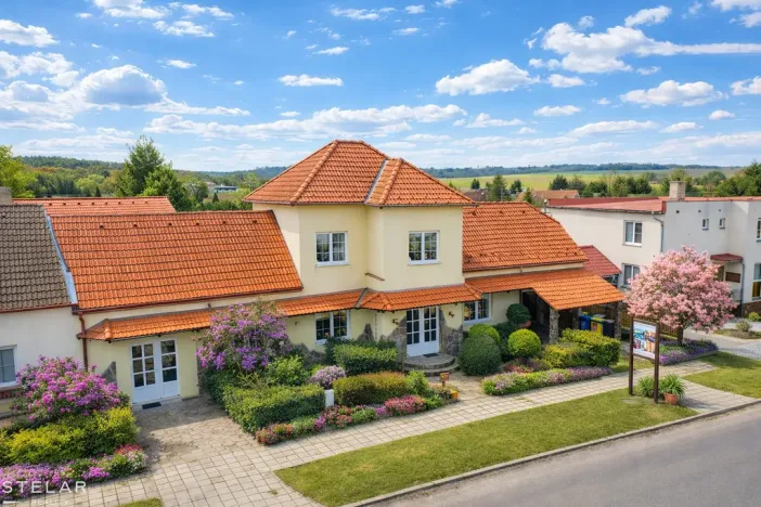Prodej apartmánu, Štítary, 665 m2