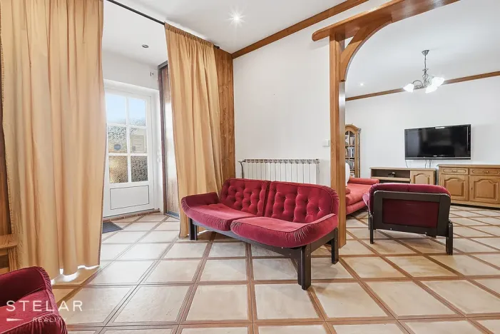 Prodej apartmánu, Štítary, 665 m2