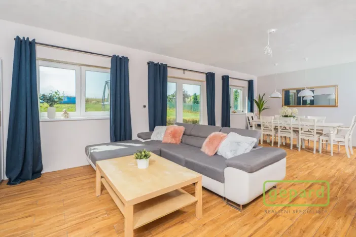 Prodej rodinného domu, Dlouhá Lhota, 203 m2