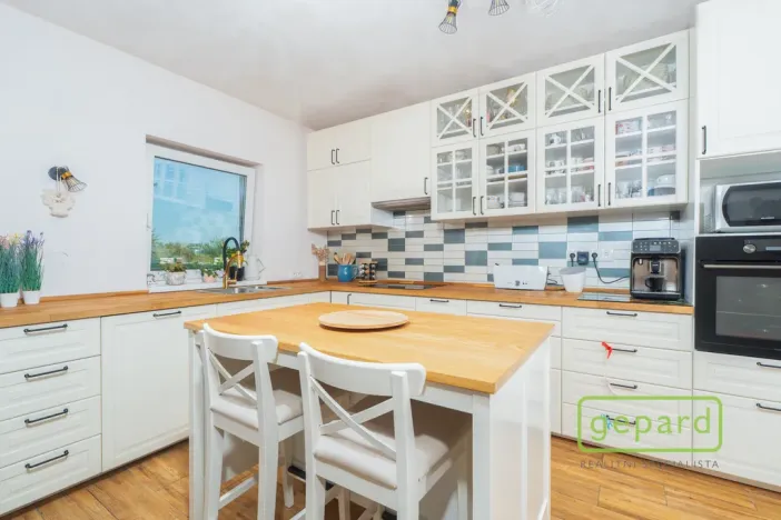 Prodej rodinného domu, Dlouhá Lhota, 203 m2