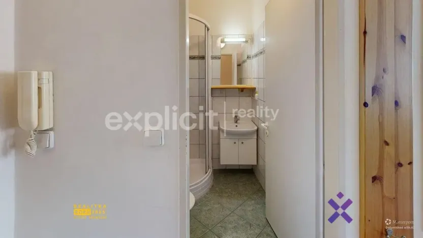 Pronájem bytu 1+kk, Zlín, M. Knesla, 20 m2