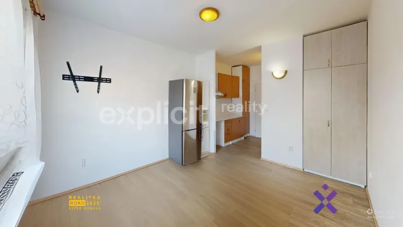 Pronájem bytu 1+kk, Zlín, M. Knesla, 20 m2