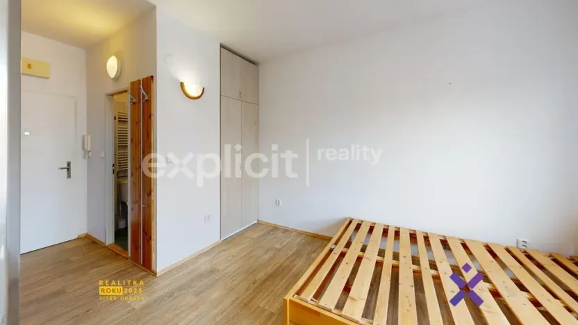 Pronájem bytu 1+kk, Zlín, M. Knesla, 20 m2