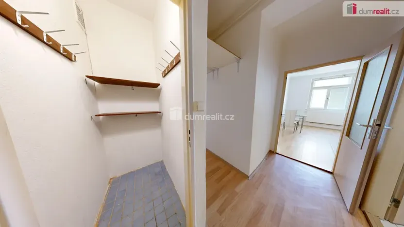 Pronájem bytu 2+1, Opava - Město, Dolní náměstí, 76 m2