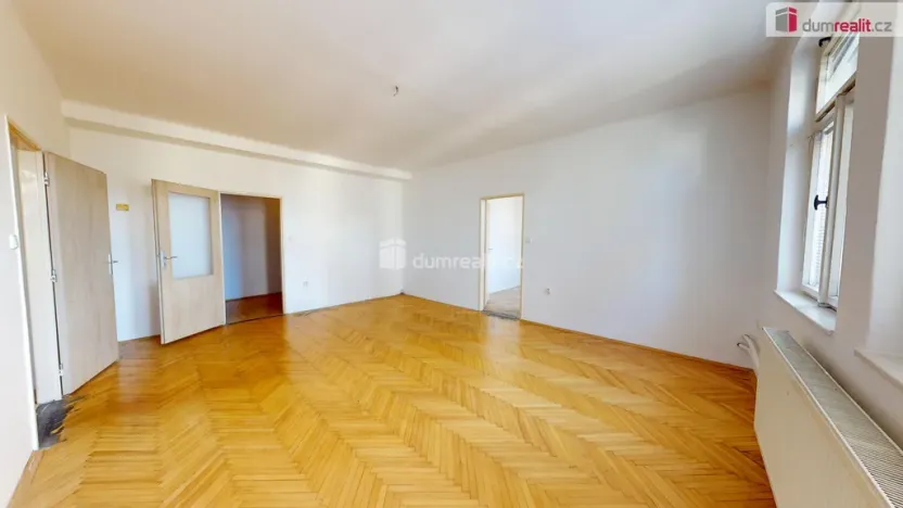 Pronájem bytu 2+1, Opava - Město, Dolní náměstí, 76 m2