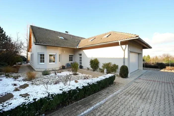 Pronájem rodinného domu, Popovičky, Na Skalce, 242 m2