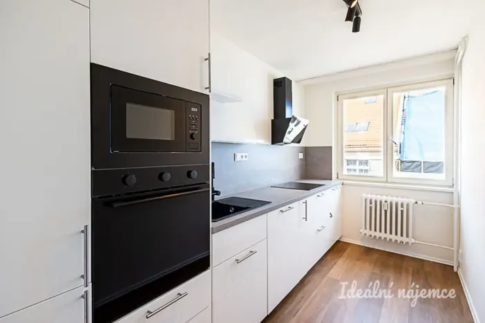 Pronájem bytu 3+1, Praha - Holešovice, Heřmanova, 68 m2