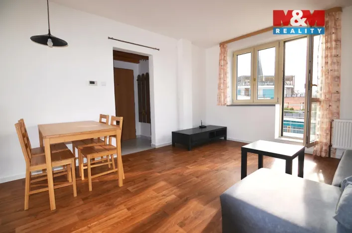 Pronájem bytu 2+kk, Praha - Nové Město, V tůních, 38 m2