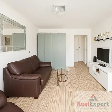 Pronájem bytu 2+kk, Praha - Záběhlice, Choceradská, 57 m2