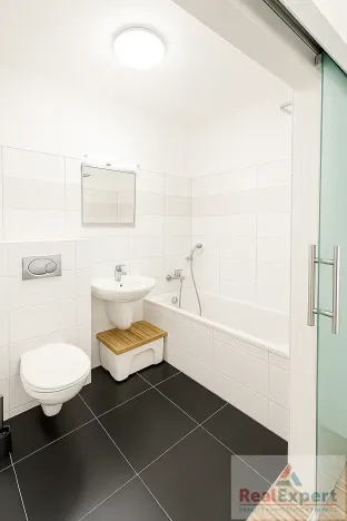 Pronájem bytu 2+kk, Praha - Záběhlice, Choceradská, 57 m2