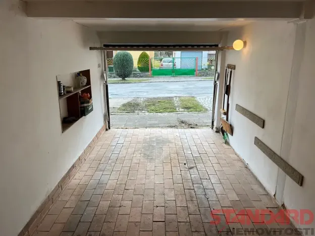 Prodej garáže, Přeštice, 18 m2