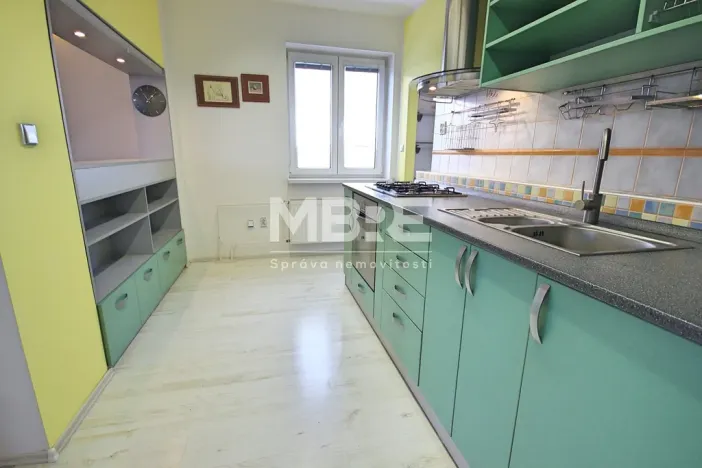 Pronájem bytu 5+1, Závada, 160 m2