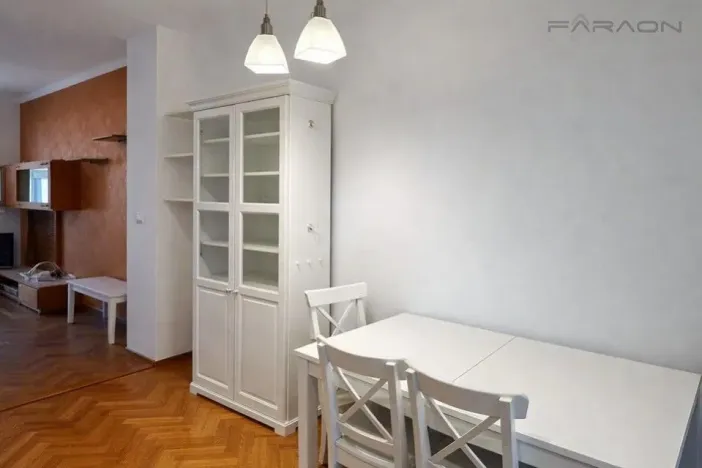 Pronájem bytu 3+1, Praha - Břevnov, Bělohorská, 80 m2