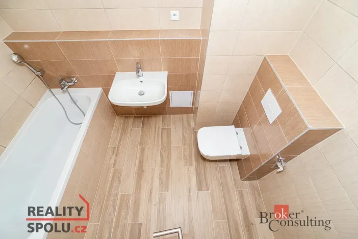 Pronájem bytu 1+kk, Slaný, Lázeňská, 35 m2