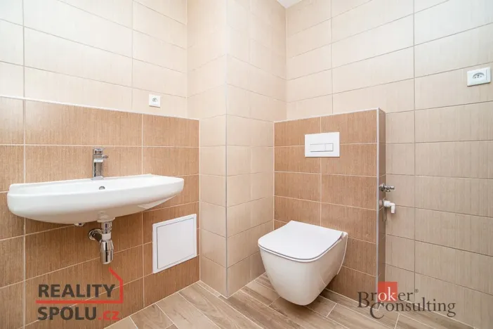 Pronájem bytu 1+kk, Slaný, Lázeňská, 35 m2