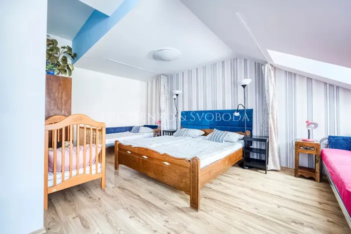 Prodej ubytování, Batelov, Třešťská, 490 m2