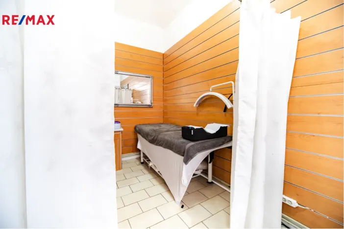 Pronájem obchodního prostoru, Praha - Libeň, Zenklova, 55 m2