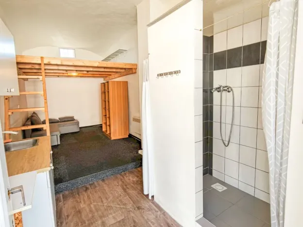 Pronájem atypického bytu, Pardubice, Jana Palacha, 19 m2