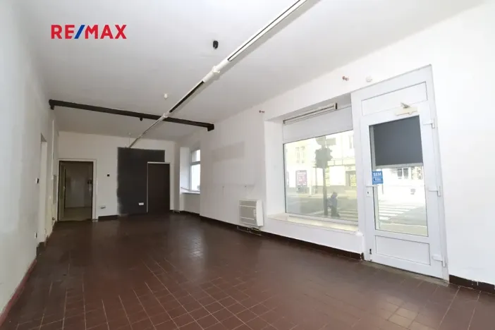 Pronájem obchodního prostoru, Plzeň, Koterovská, 100 m2