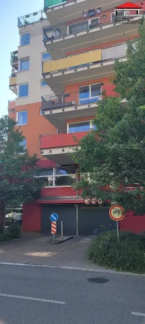 Pronájem garáže, Praha - Vysočany, Podkovářská, 24 m2