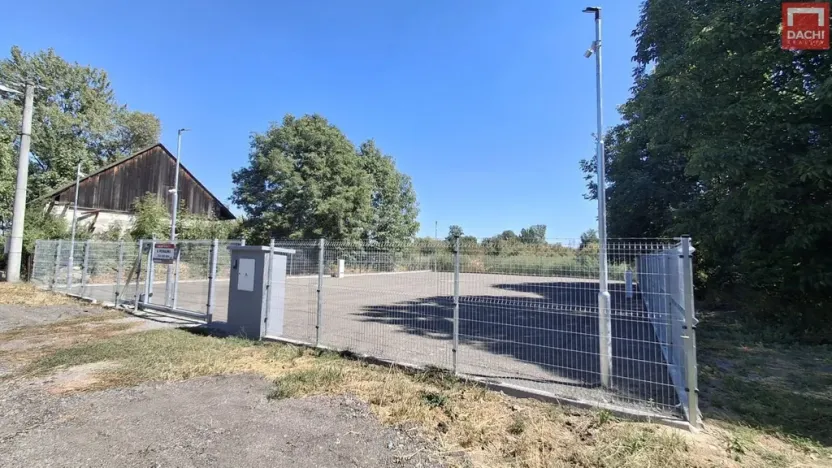 Pronájem komerčního pozemku, Olomouc, Dolní novosadská, 743 m2