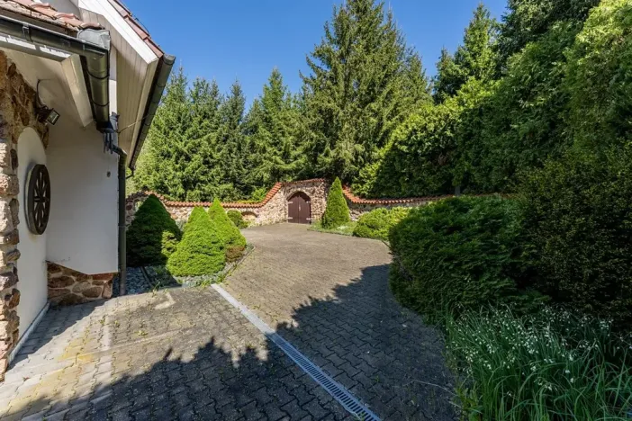 Prodej rodinného domu, Družec, V Zátiší, 289 m2