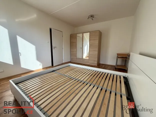 Pronájem bytu 1+1, Jihlava, Březinova, 33 m2