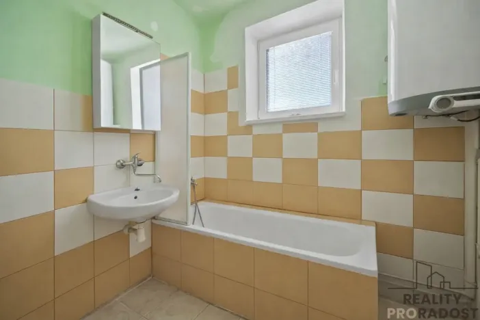 Pronájem rodinného domu, Vrbatův Kostelec - Louka, 137 m2