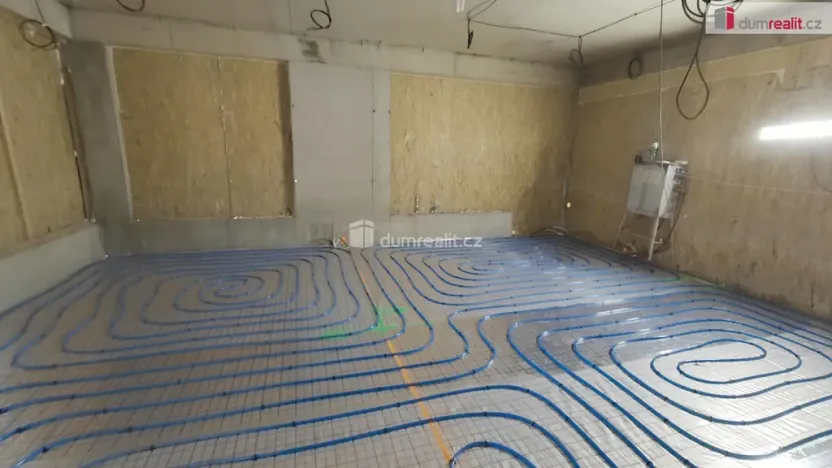 Pronájem obchodního prostoru, Praha, Štúrova, 132 m2