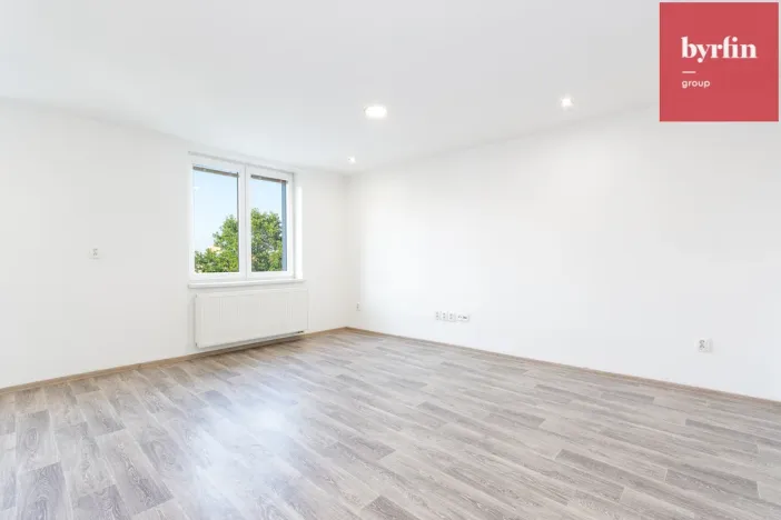 Pronájem bytu 2+kk, Opava, náměstí Osvoboditelů, 47 m2