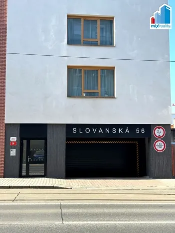 Pronájem garážového stání, Plzeň, Slovanská, 18 m2