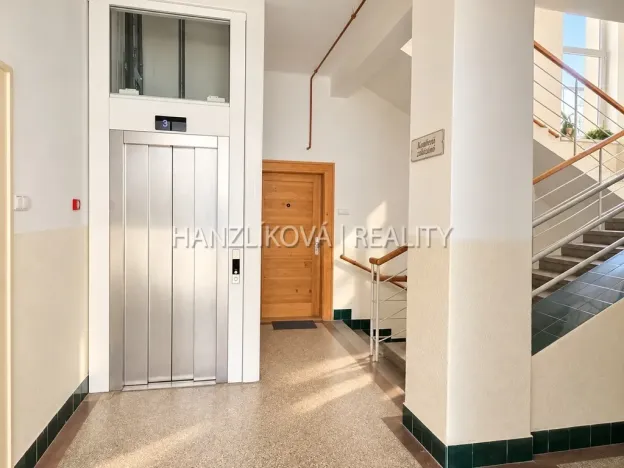 Prodej bytu 4+kk, České Budějovice - České Budějovice 6, M. Vydrové, 143 m2