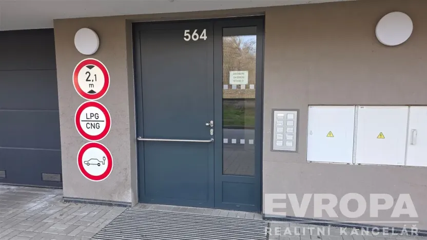 Pronájem bytu 1+kk, Pardubice - Pardubičky, Východní, 35 m2