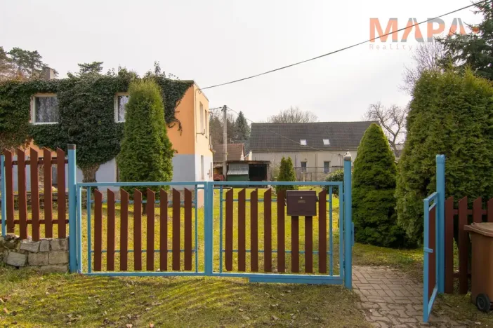 Prodej rodinného domu, Březno - Střezov, 200 m2