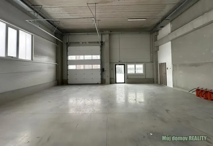 Pronájem výrobních prostor, Praha - Hostivař, K pérovně, 1100 m2