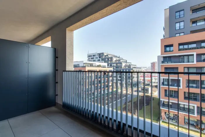 Pronájem bytu 1+kk, Praha - Hloubětín, Domalípova, 32 m2