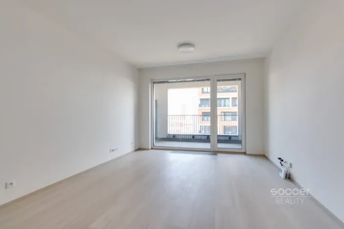 Pronájem bytu 1+kk, Praha - Hloubětín, Domalípova, 32 m2