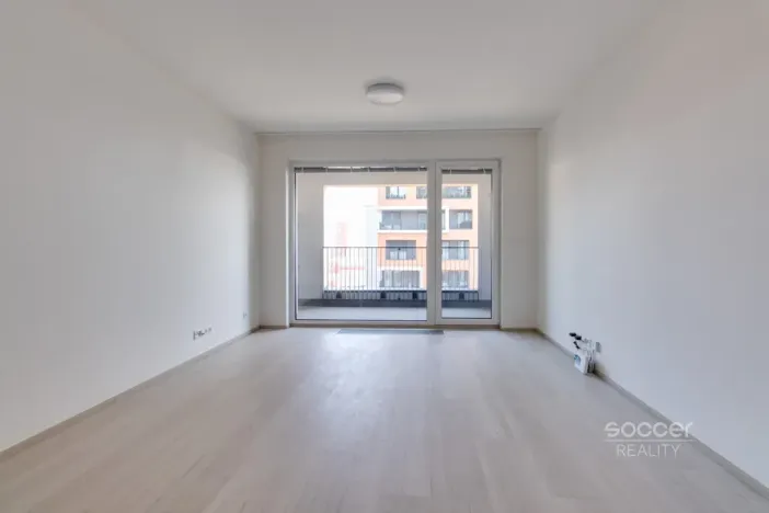 Pronájem bytu 1+kk, Praha - Hloubětín, Domalípova, 32 m2