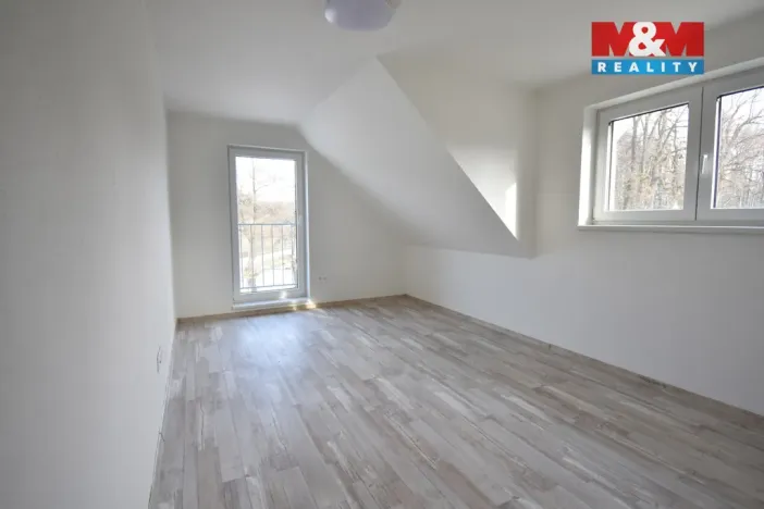 Pronájem bytu 3+1, Čížkrajice, 82 m2