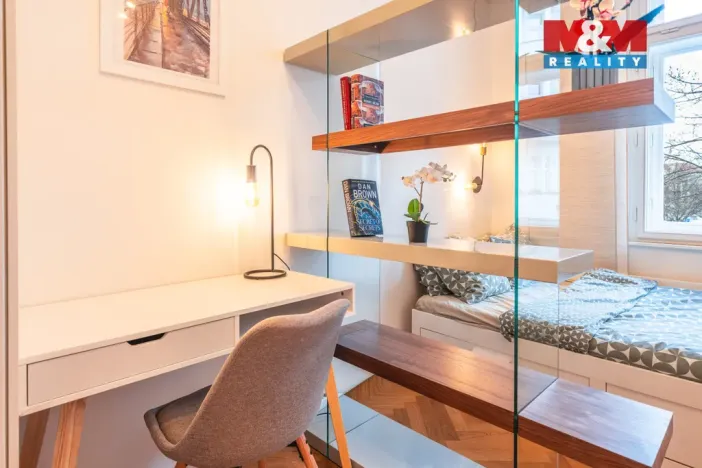 Pronájem bytu 1+kk, Praha - Nusle, náměstí Bratří Synků, 23 m2