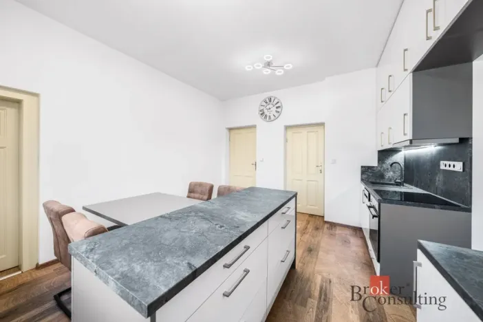 Pronájem bytu 4+1, Příkosice, 115 m2