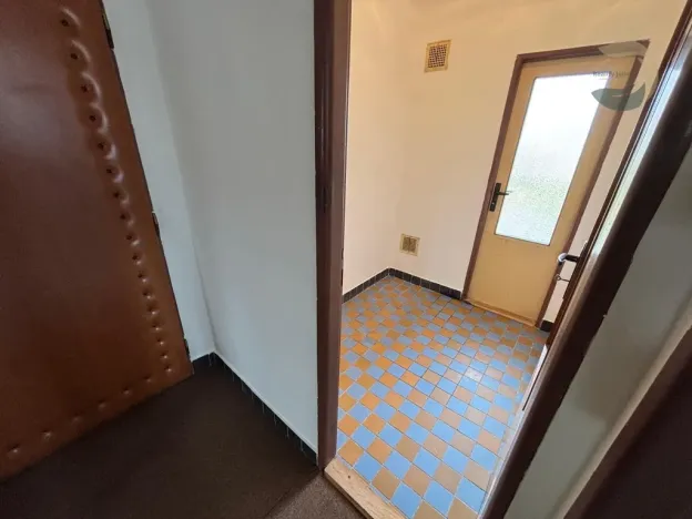 Prodej bytu 3+1, Žichovice, 75 m2