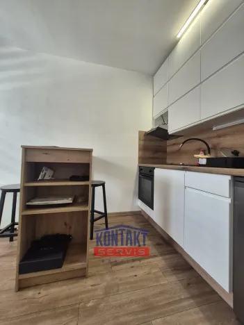 Pronájem bytu 1+kk, České Budějovice, Plzeňská, 21 m2