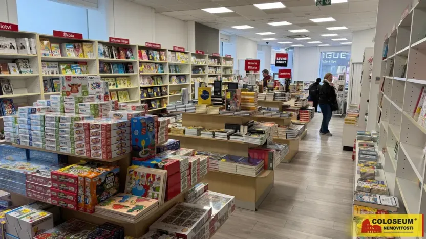 Pronájem obchodního prostoru, Brno - Brno-město, 128 m2